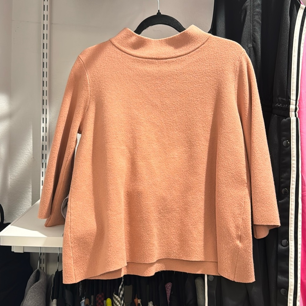 🍑 Sweater